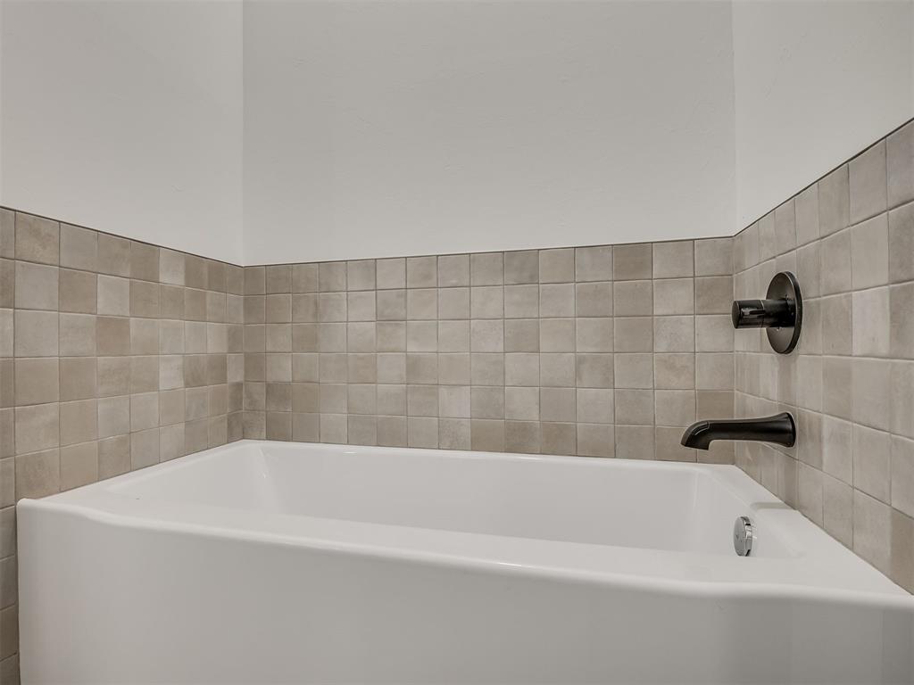 10617 Sw 18th Street Property Photo 25