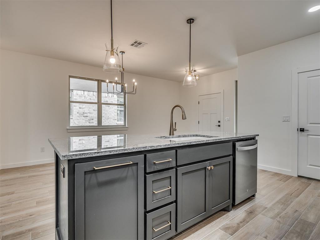 1817 Long Cove Avenue Property Photo 13