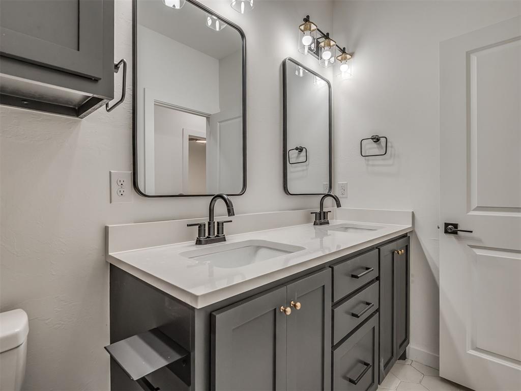 1817 Long Cove Avenue Property Photo 34