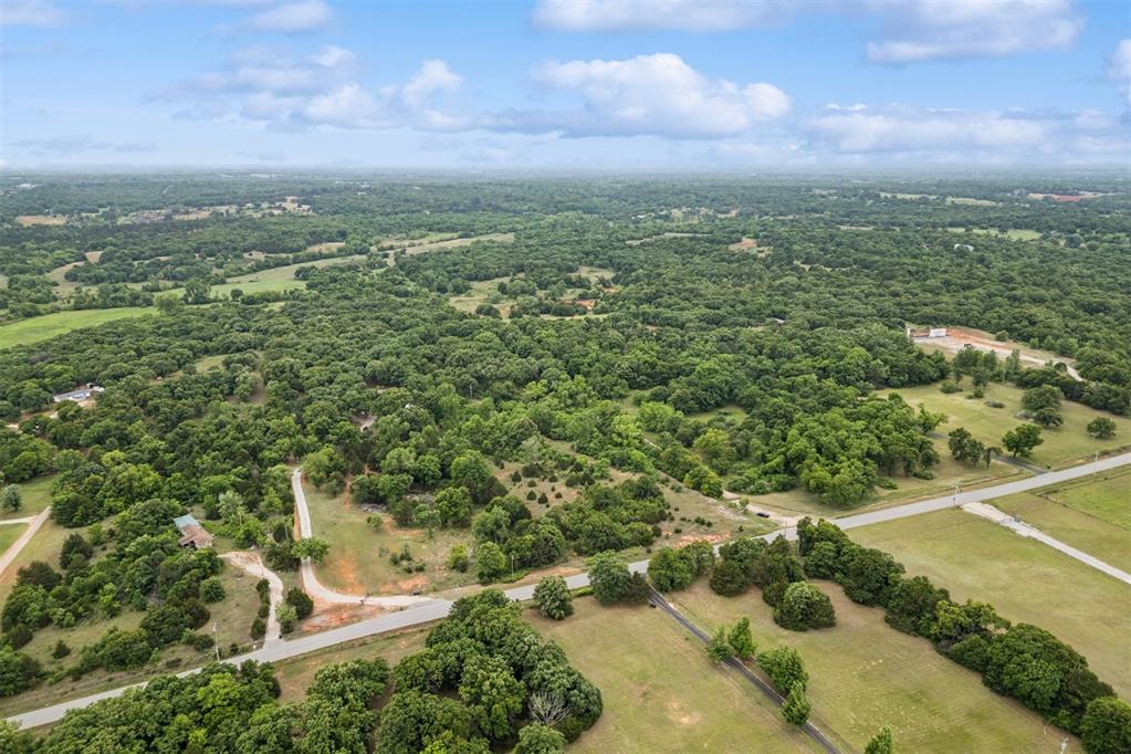 11402 E Post Oak Road Property Photo 6