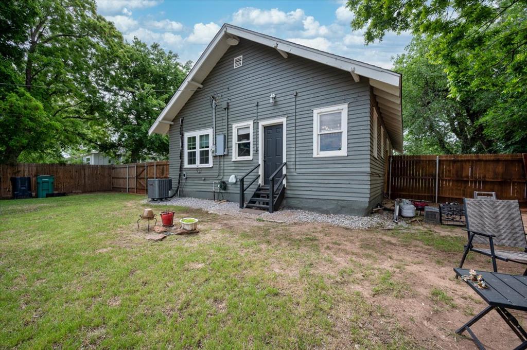 2247 Nw 35th Street Property Photo 8