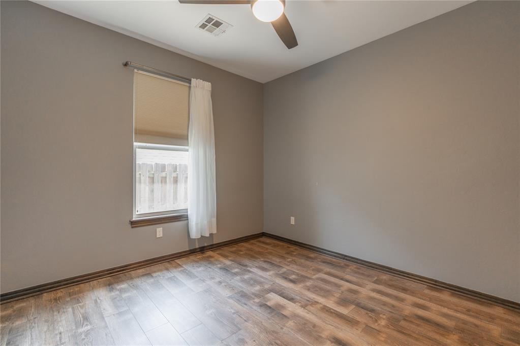 4617 Caveat Drive Property Photo 31