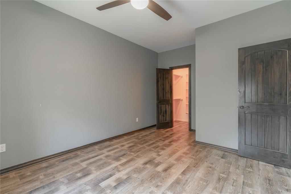 4617 Caveat Drive Property Photo 32