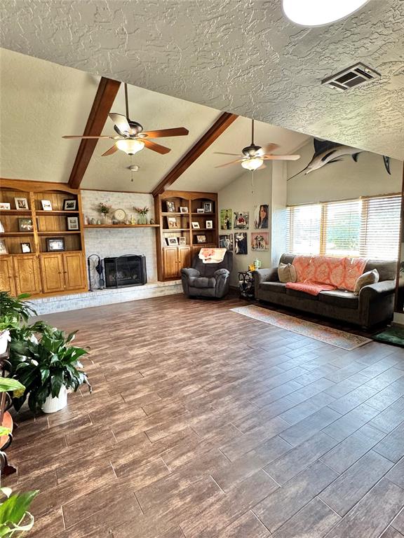 460 Nw Cheyenne Drive Property Photo 4