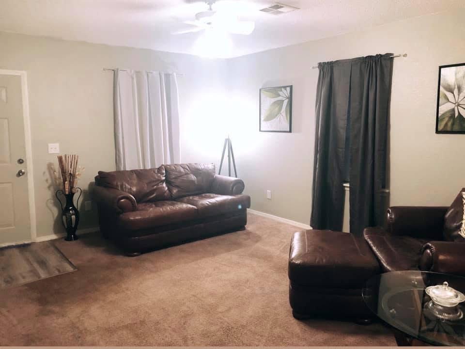 3012 N Trosper Drive Property Photo 4