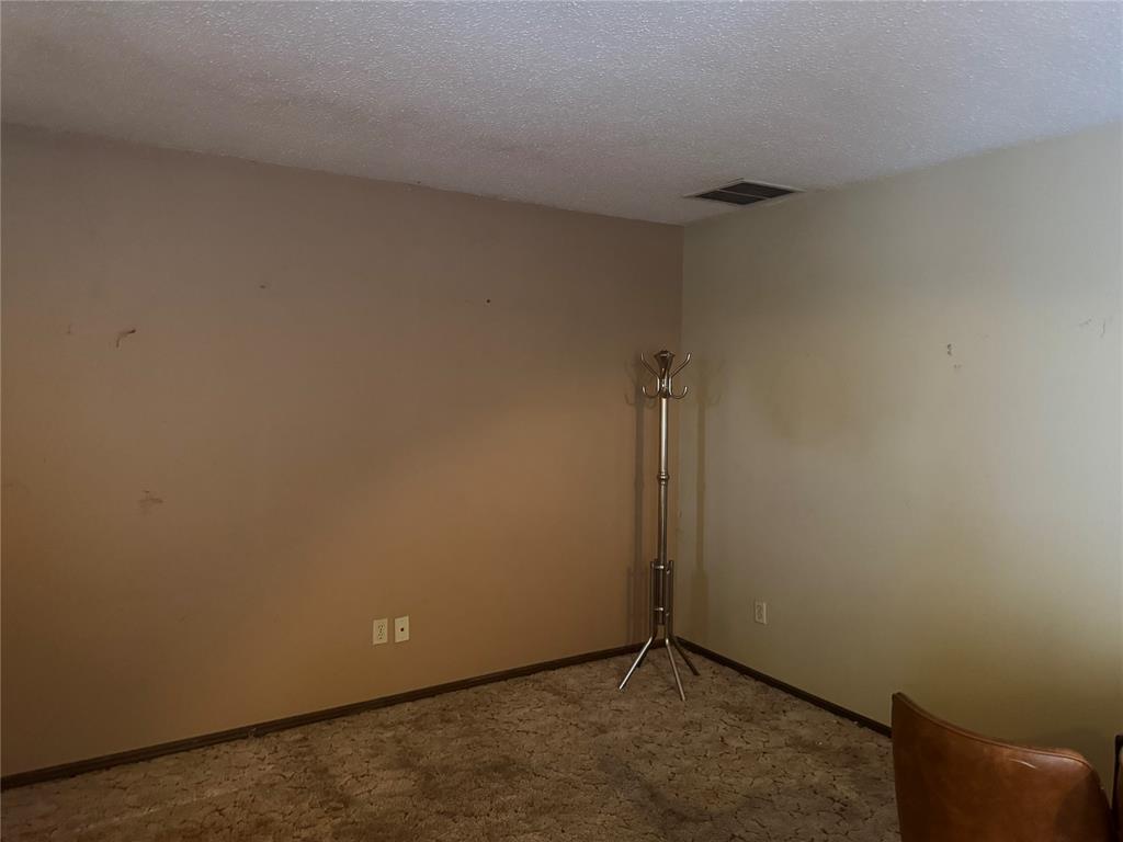 7501 Nw 12th Place Property Photo 3