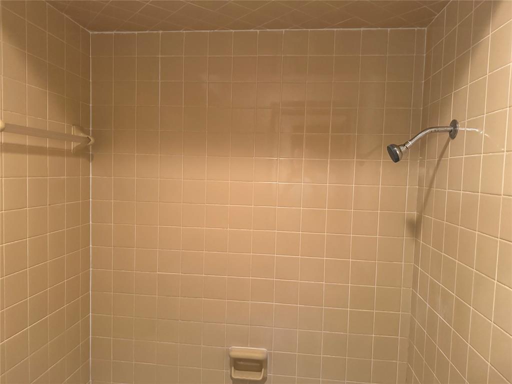 7501 Nw 12th Place Property Photo 23