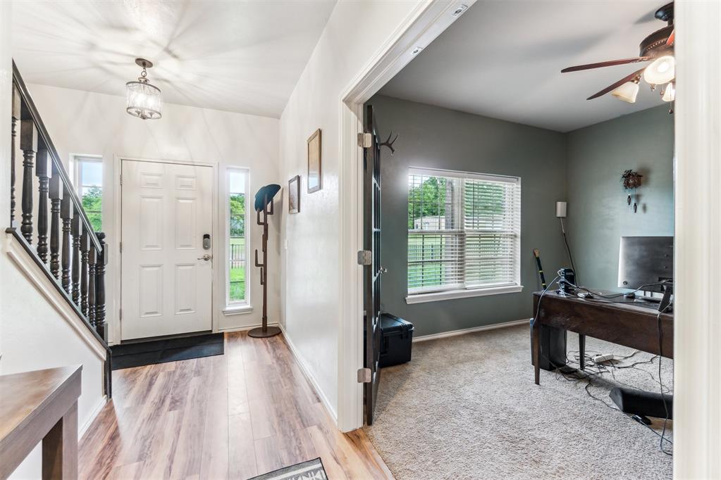 1227245 Property Photo 3