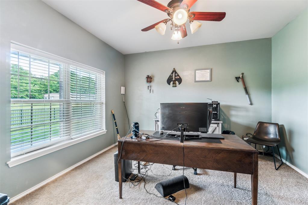 1227245 Property Photo 4