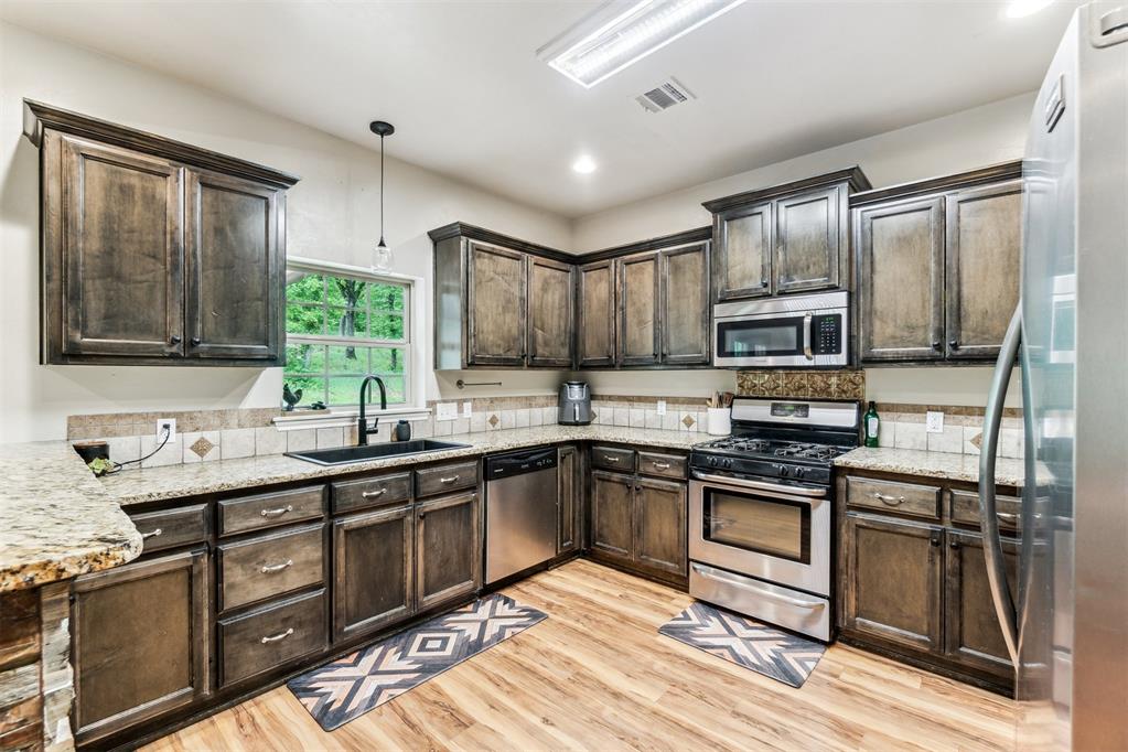 1227245 Property Photo 13
