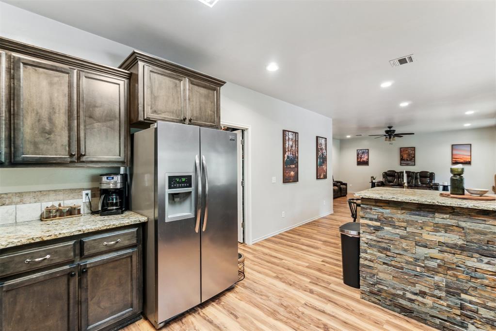1227245 Property Photo 15