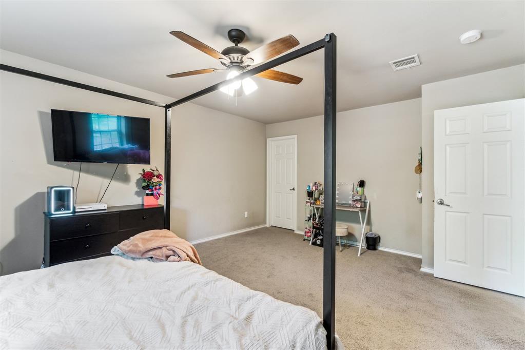 1227245 Property Photo 30