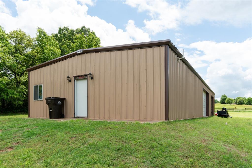 1227245 Property Photo 39