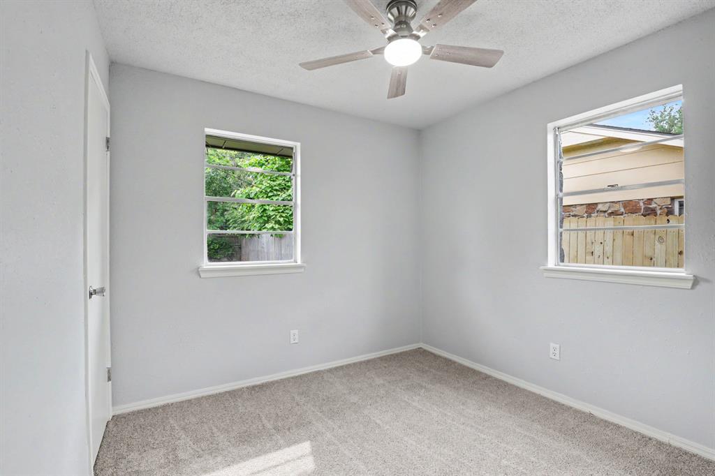 700 Lloyd Avenue Property Photo 11