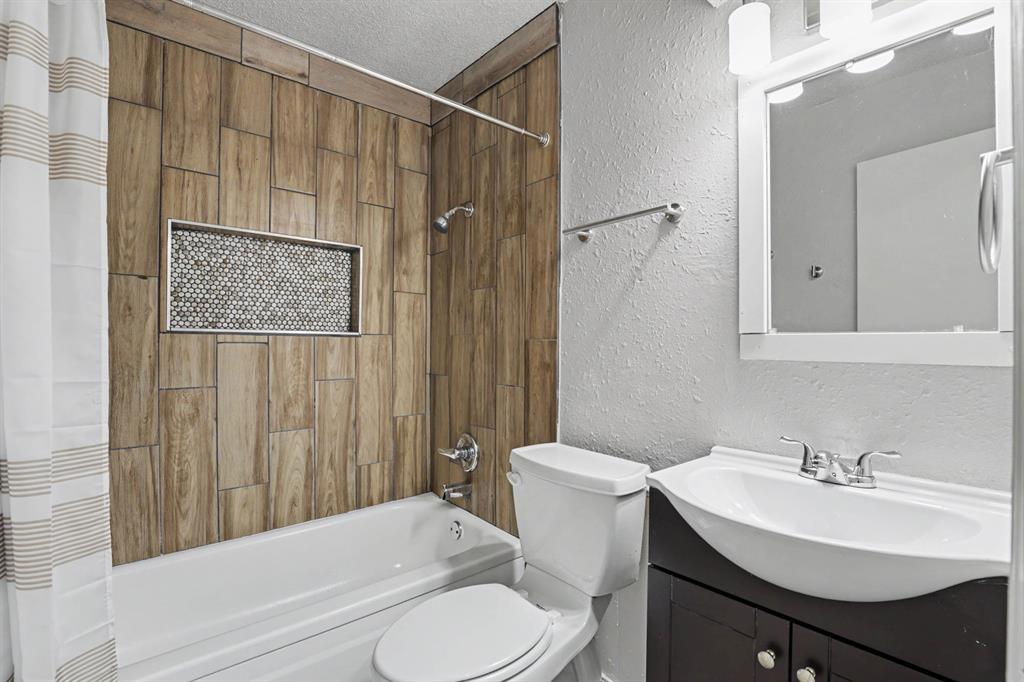 700 Lloyd Avenue Property Photo 12