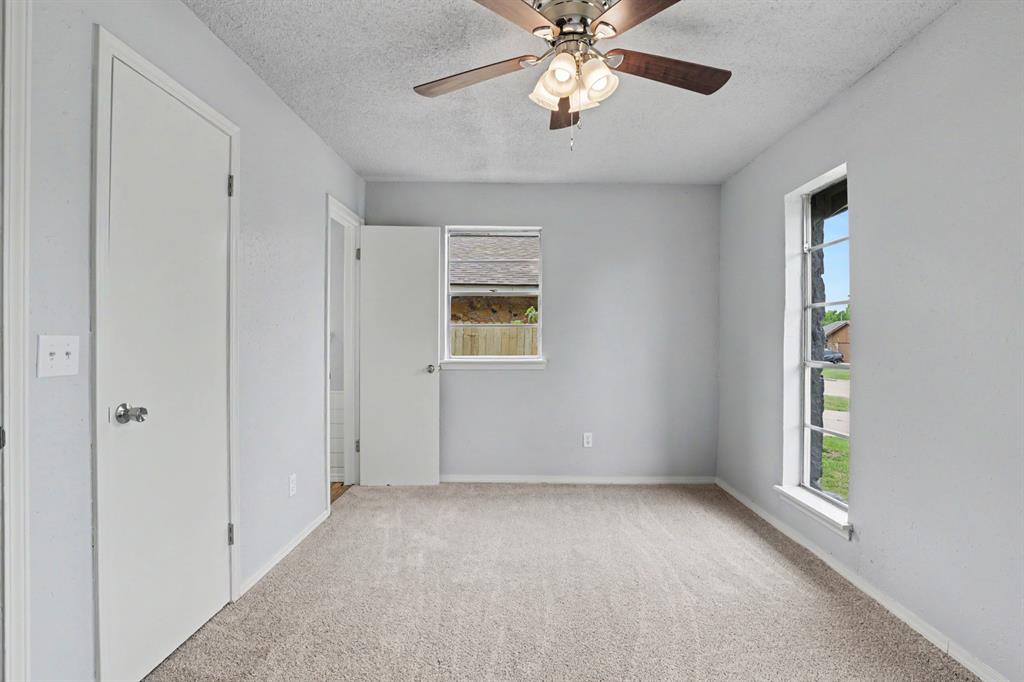 700 Lloyd Avenue Property Photo 14