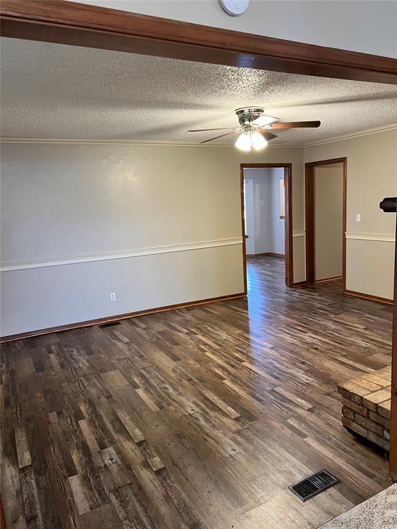 3501 N Ridgewood Street Property Photo 7
