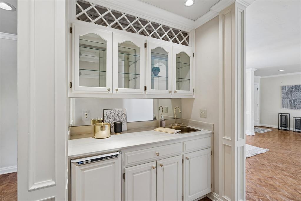 3200 Prairie Rose Road Property Photo 11
