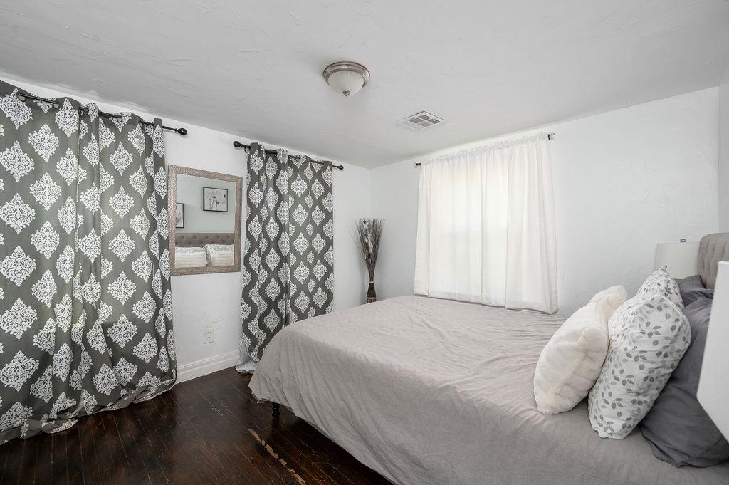 3116 N Virginia Avenue Property Photo 20