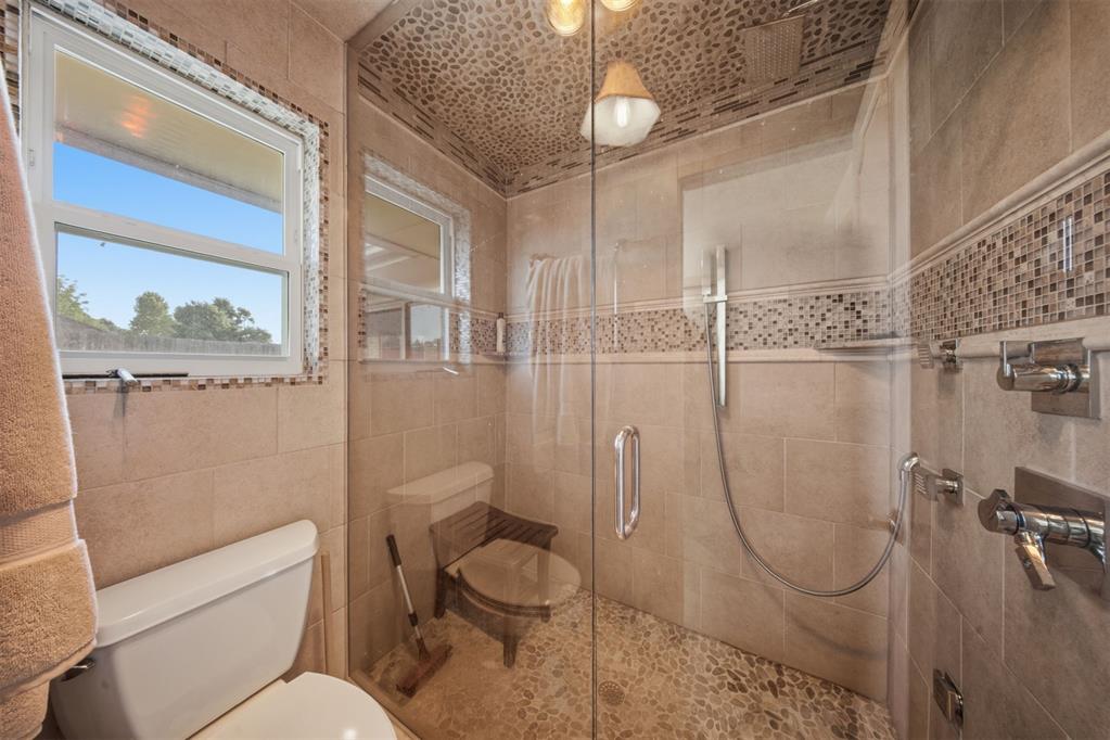 10208 Durham Drive Property Photo 25