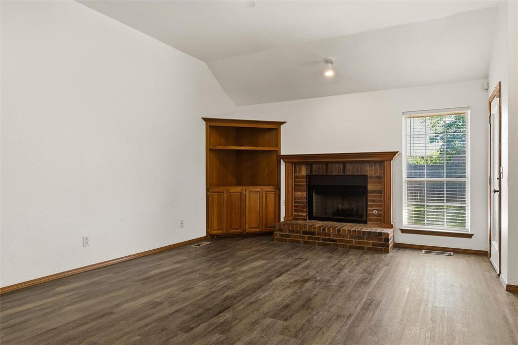9108 Dena Lane Property Photo 5