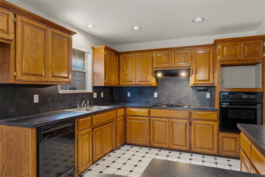 9108 Dena Lane Property Photo 10