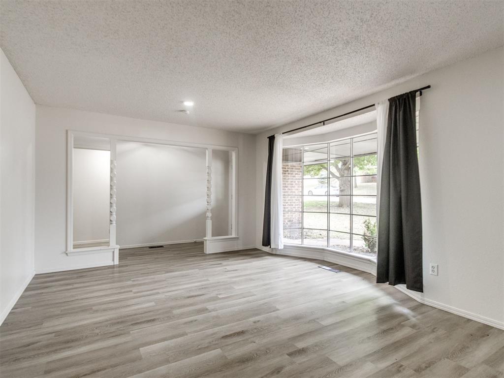 1400 Devonshire Circle Property Photo 16