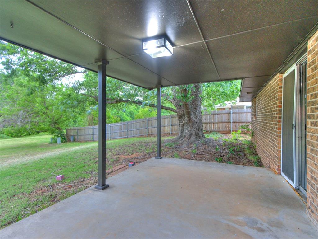 1400 Devonshire Circle Property Photo 23