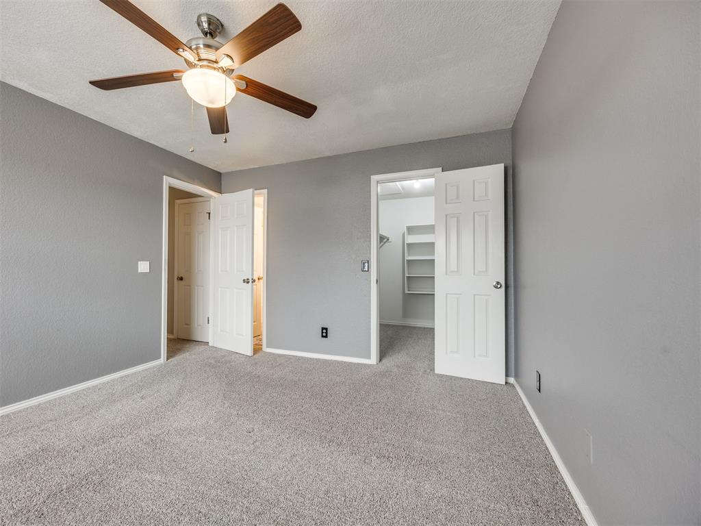 3003 River Oaks Drive 204 Property Photo 23
