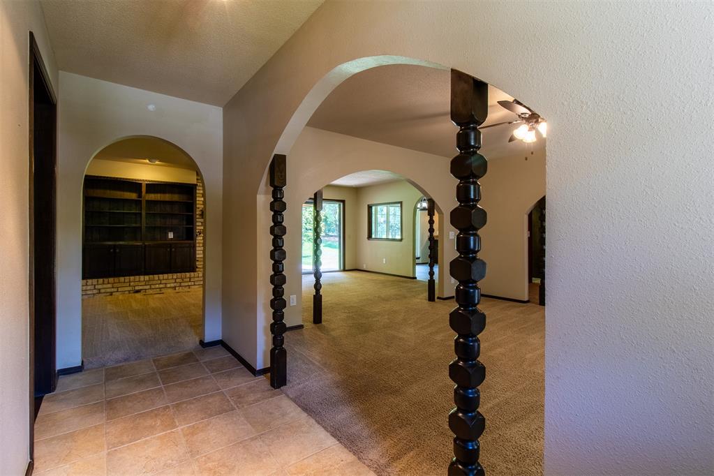 904 East Drive Property Photo 3