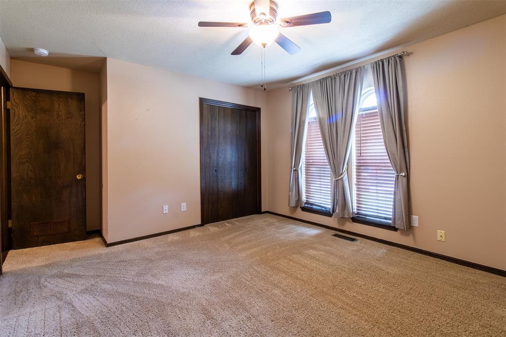 904 East Drive Property Photo 26