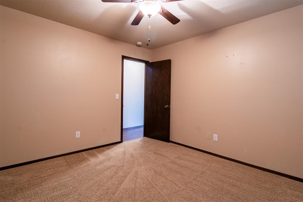 904 East Drive Property Photo 34