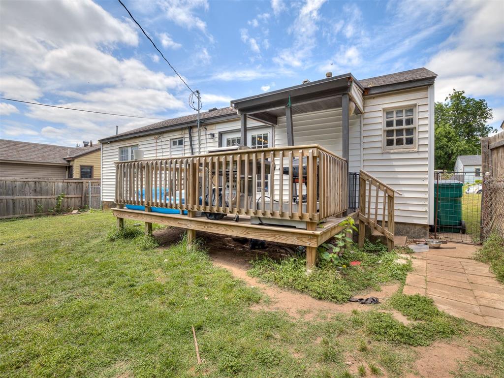 908 N Tabor Avenue Property Photo 37