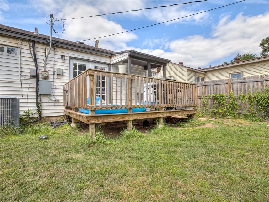 908 N Tabor Avenue Property Photo 38