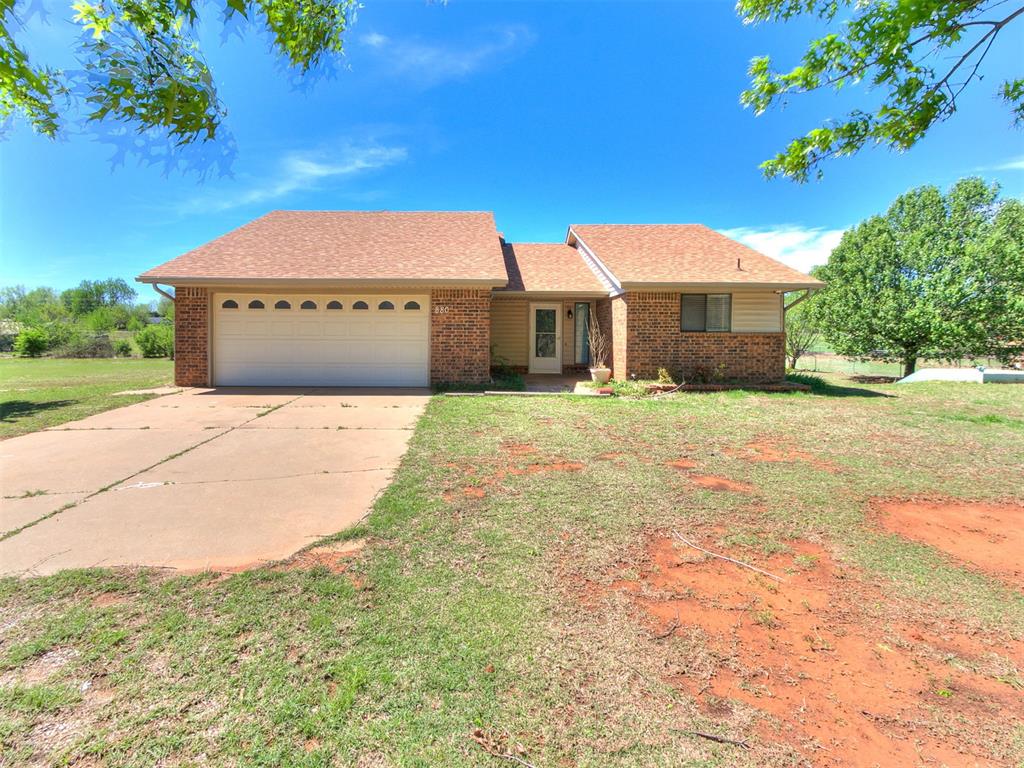 880 Cottontail Rd Property Photo 1