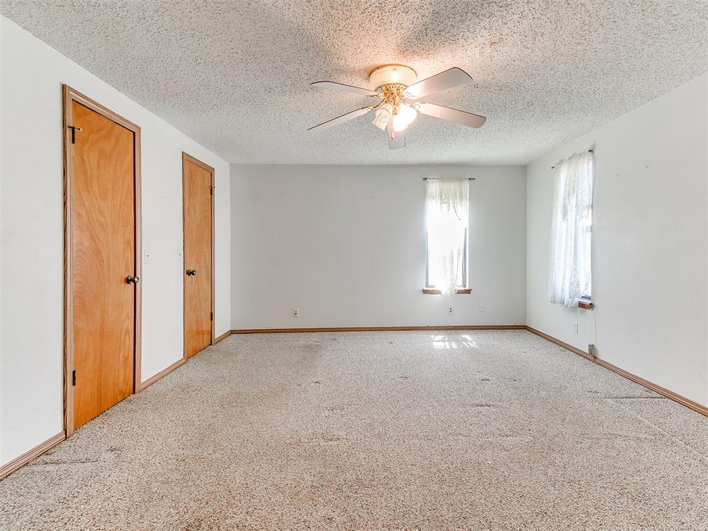 880 Cottontail Rd Property Photo 6