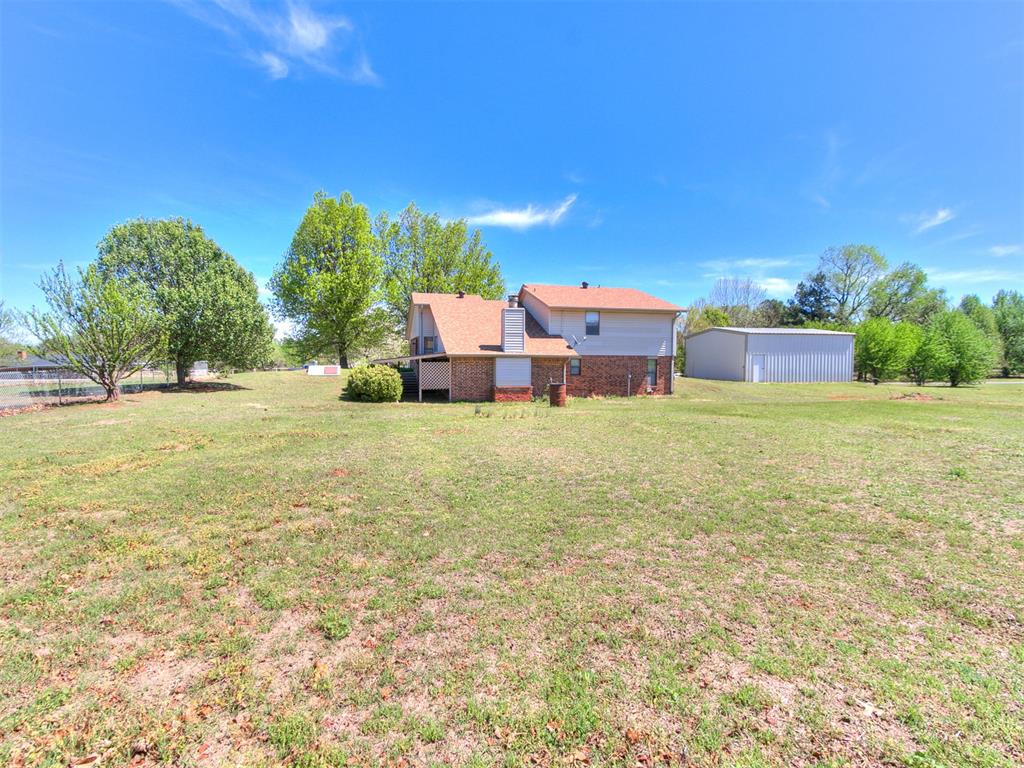 880 Cottontail Rd Property Photo 9
