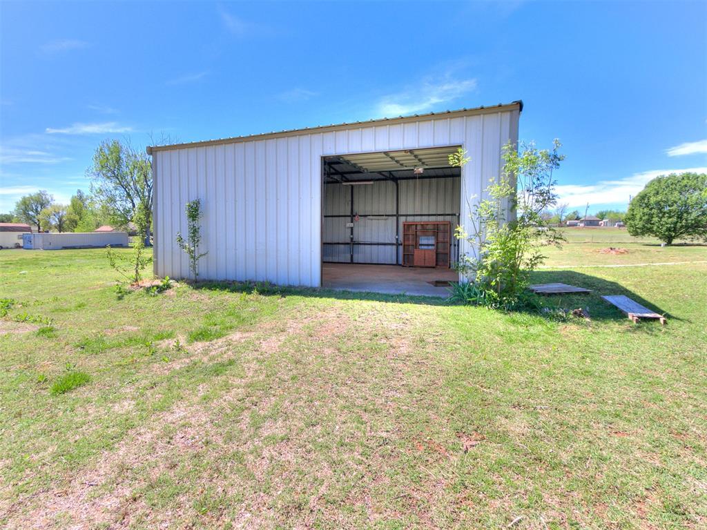 880 Cottontail Rd Property Photo 12