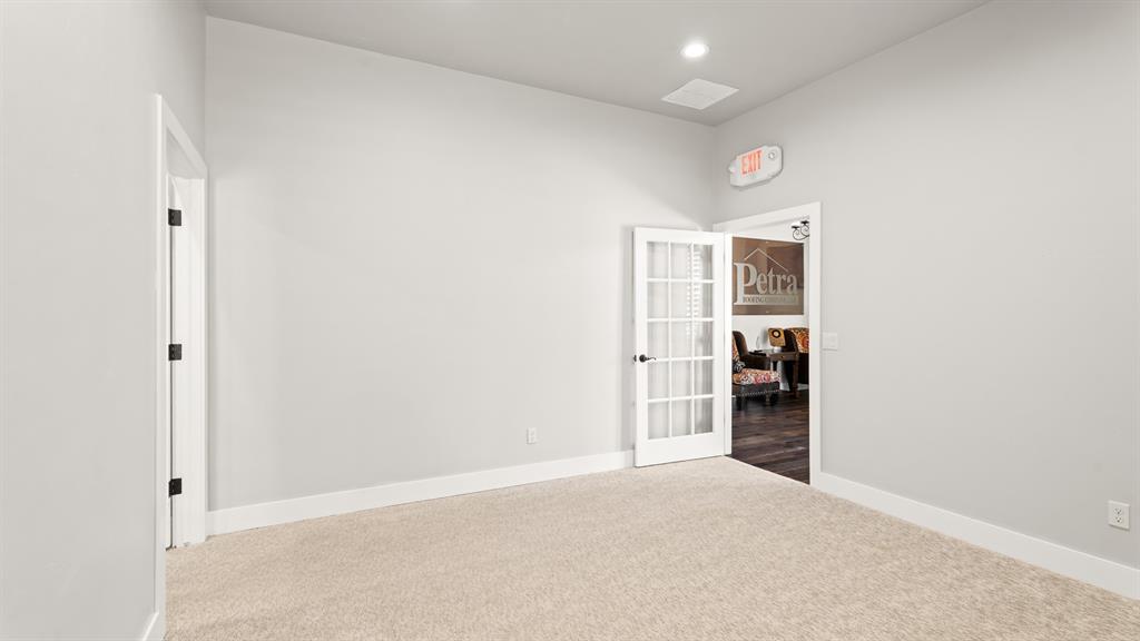 17338 N May Avenue Property Photo 39