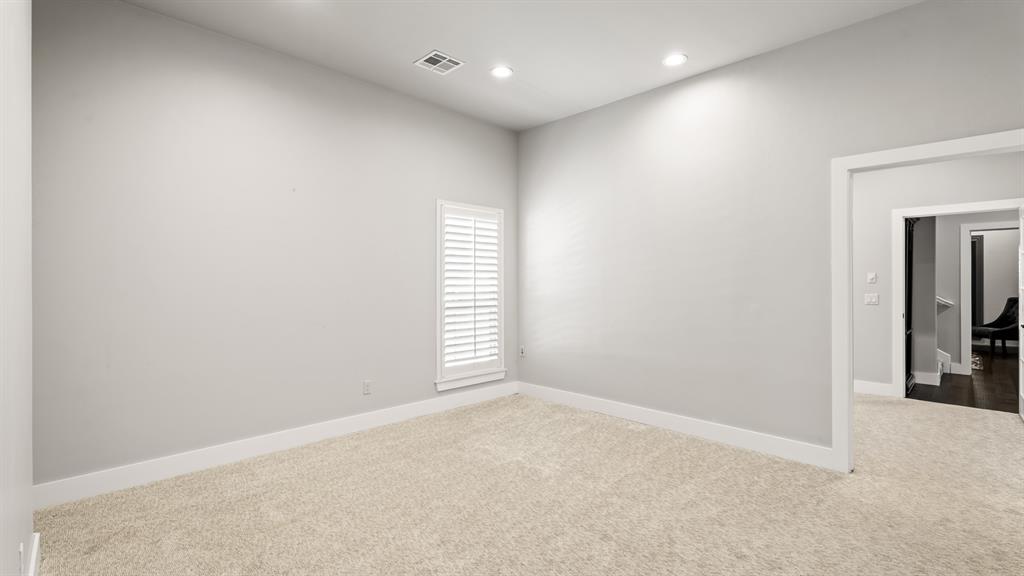 17338 N May Avenue Property Photo 40