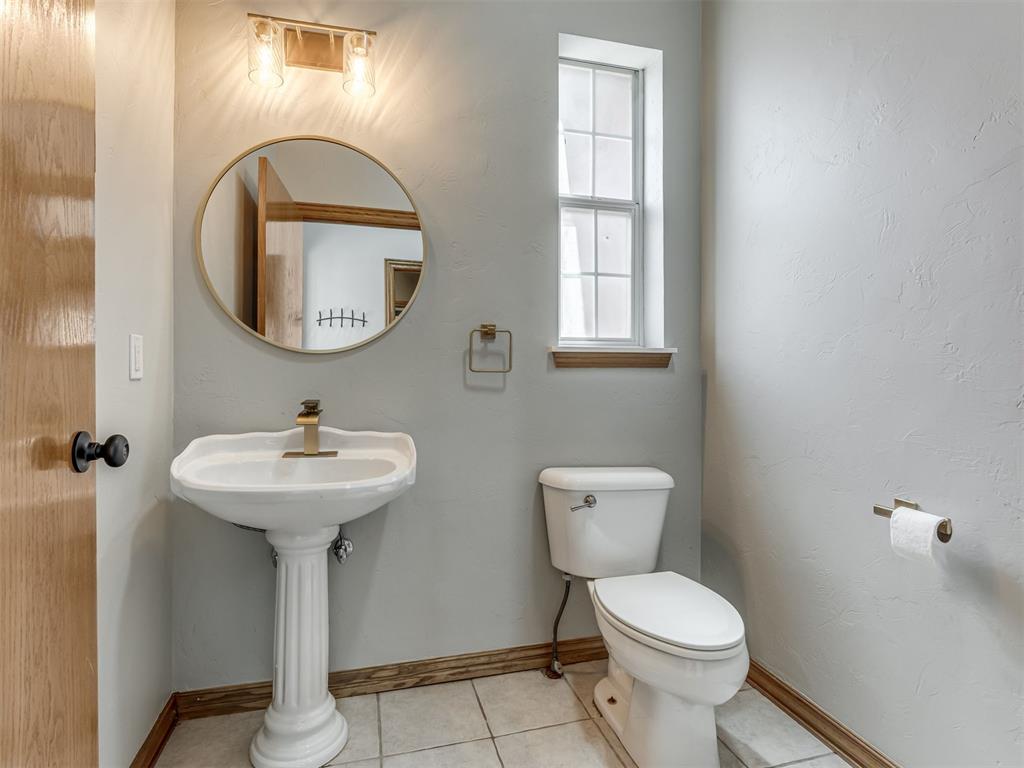 11500 Gateshead Drive Property Photo 11