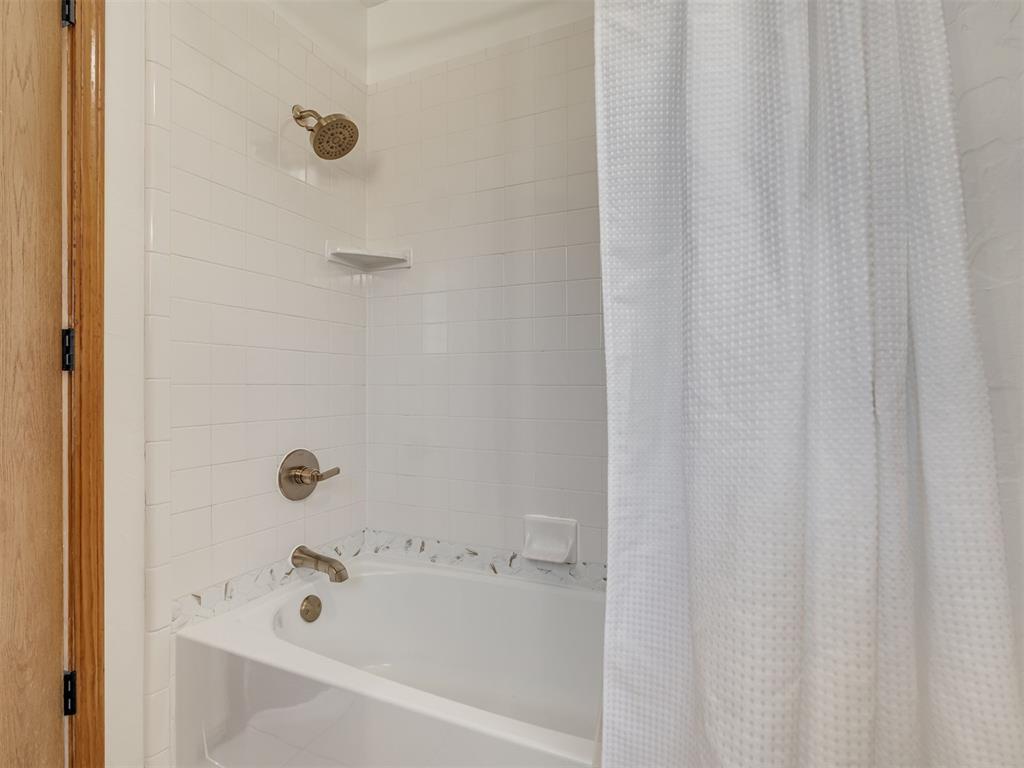 11500 Gateshead Drive Property Photo 18
