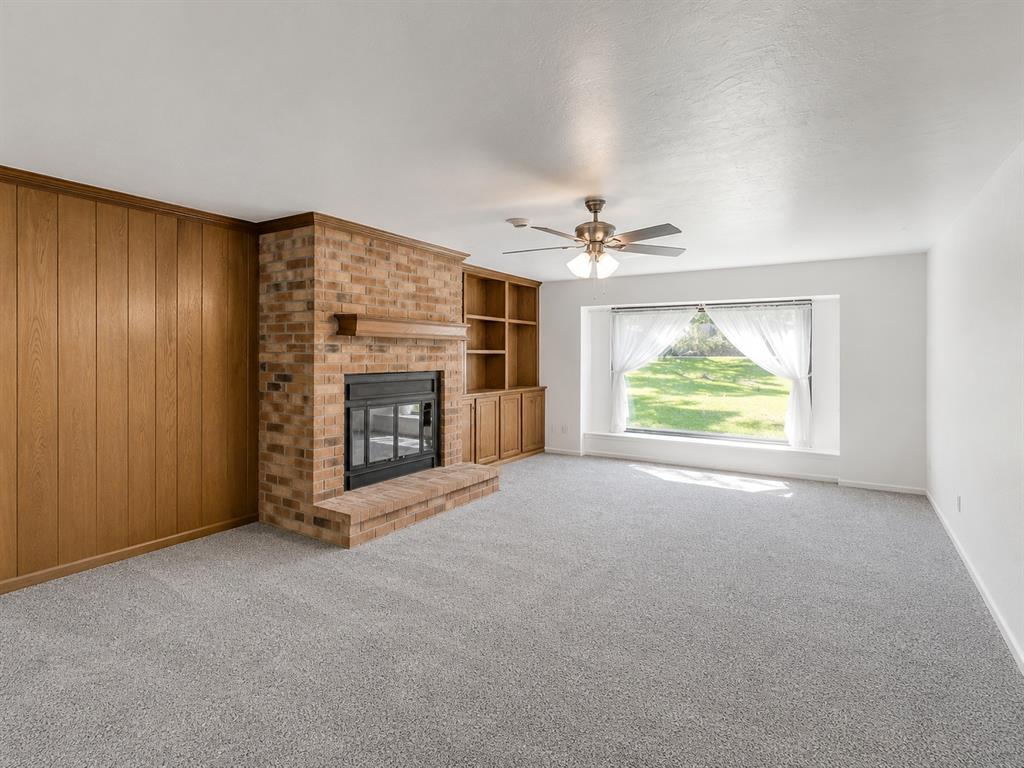 1404 Oak Drive Property Photo 4