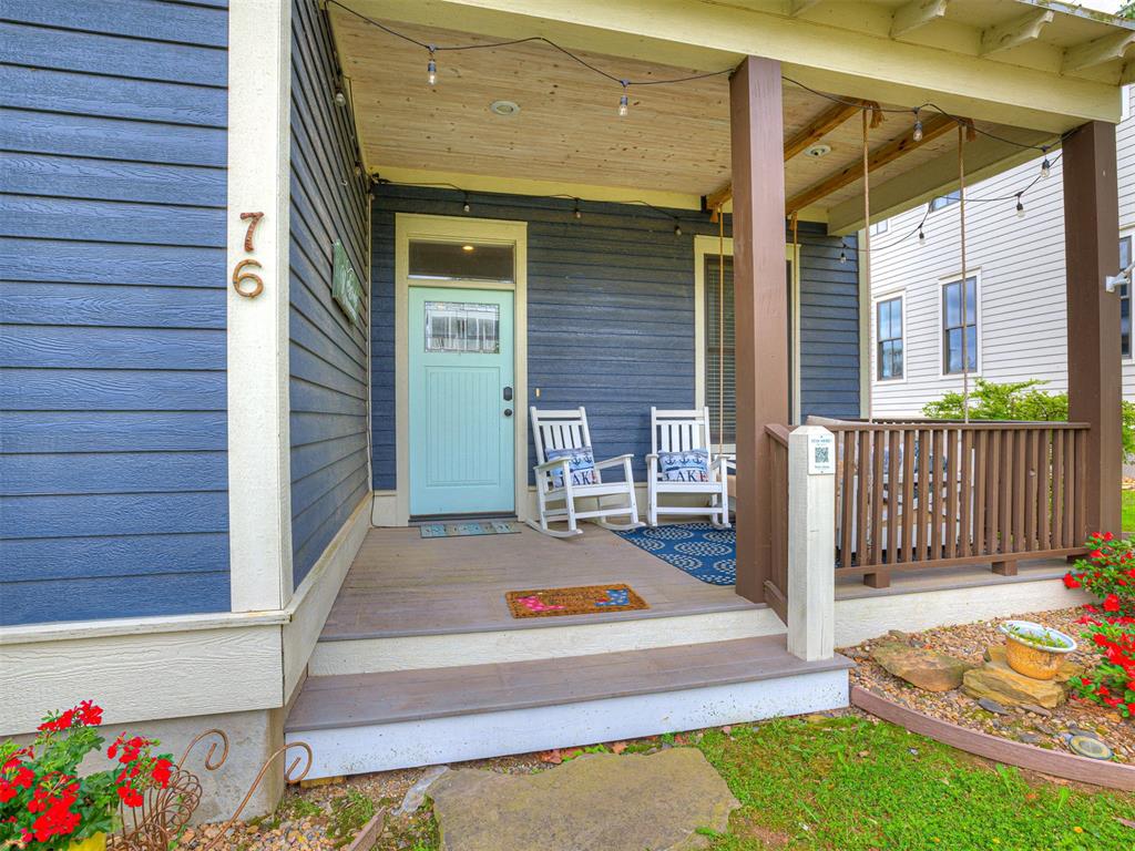 76 Lower Greenway Property Photo 4