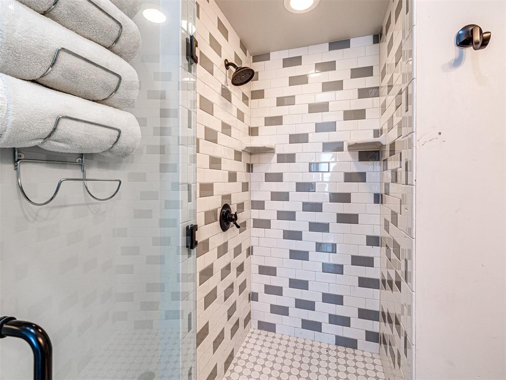 76 Lower Greenway Property Photo 26