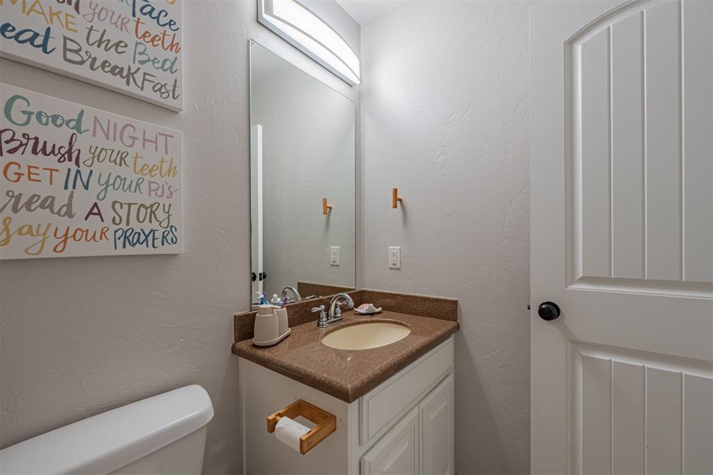1108 Sw 155th Street Property Photo 33