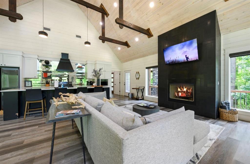 422 Eagle Mountain Trail Property Photo 10