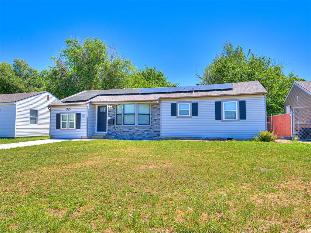 1504 Oelke Drive Property Photo 4