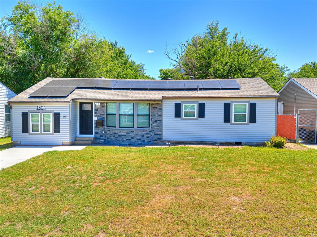 1504 Oelke Drive Property Photo 6