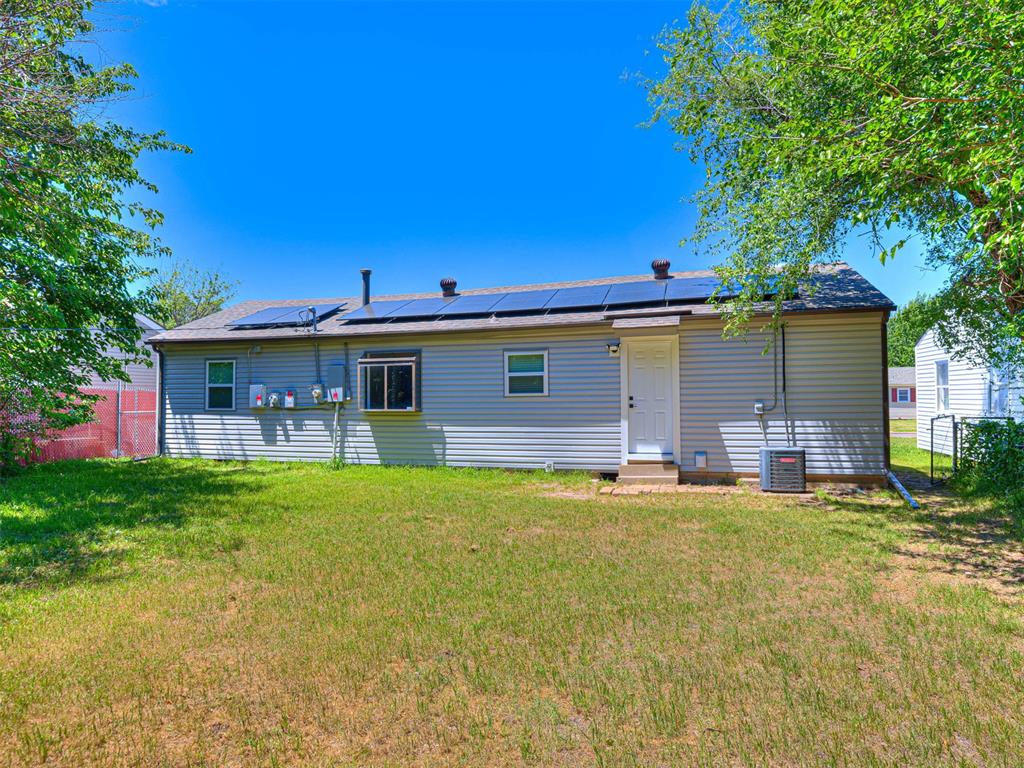 1504 Oelke Drive Property Photo 13